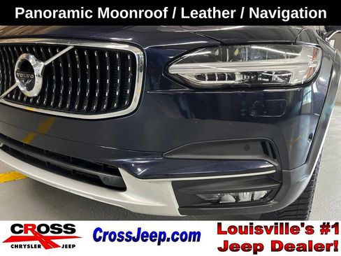 Used 2019 Volvo V90 T6 Cross Country w/ Advanced Package AWD/4WD image 9