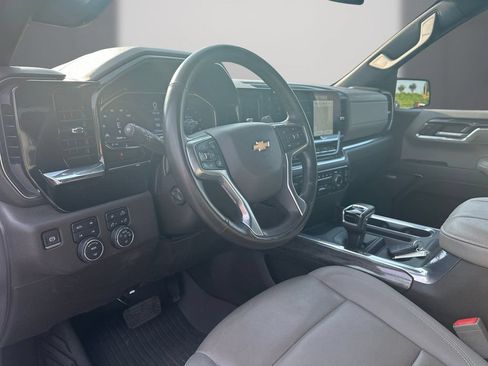 Used 2024 Chevrolet Silverado 1500 LTZ AWD/4WD image 13