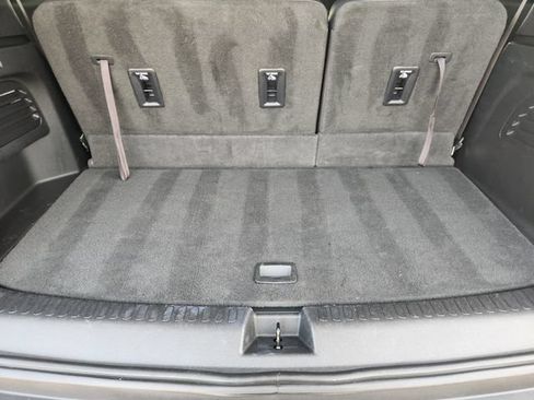 Used 2024 Chevrolet Traverse Z71 w/ LPO, Floor Liner Package AWD/4WD image 33
