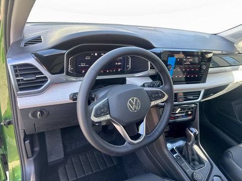 New 2026 Volkswagen Taos SEL AWD/4WD image 11