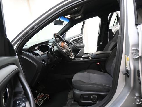 Used 2016 Ford Taurus SEL w/ Equipment Group 201A AWD/4WD image 6