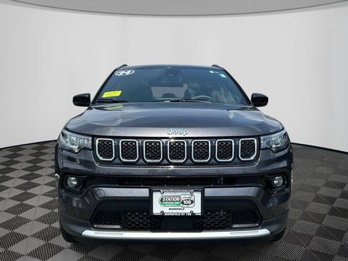 Used 2024 Jeep Compass Limited w/ Sun and Sound Group AWD/4WD image 7