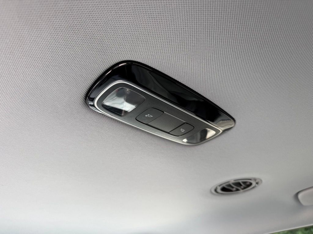 Used 2024 Hyundai Palisade SEL FWD image 31
