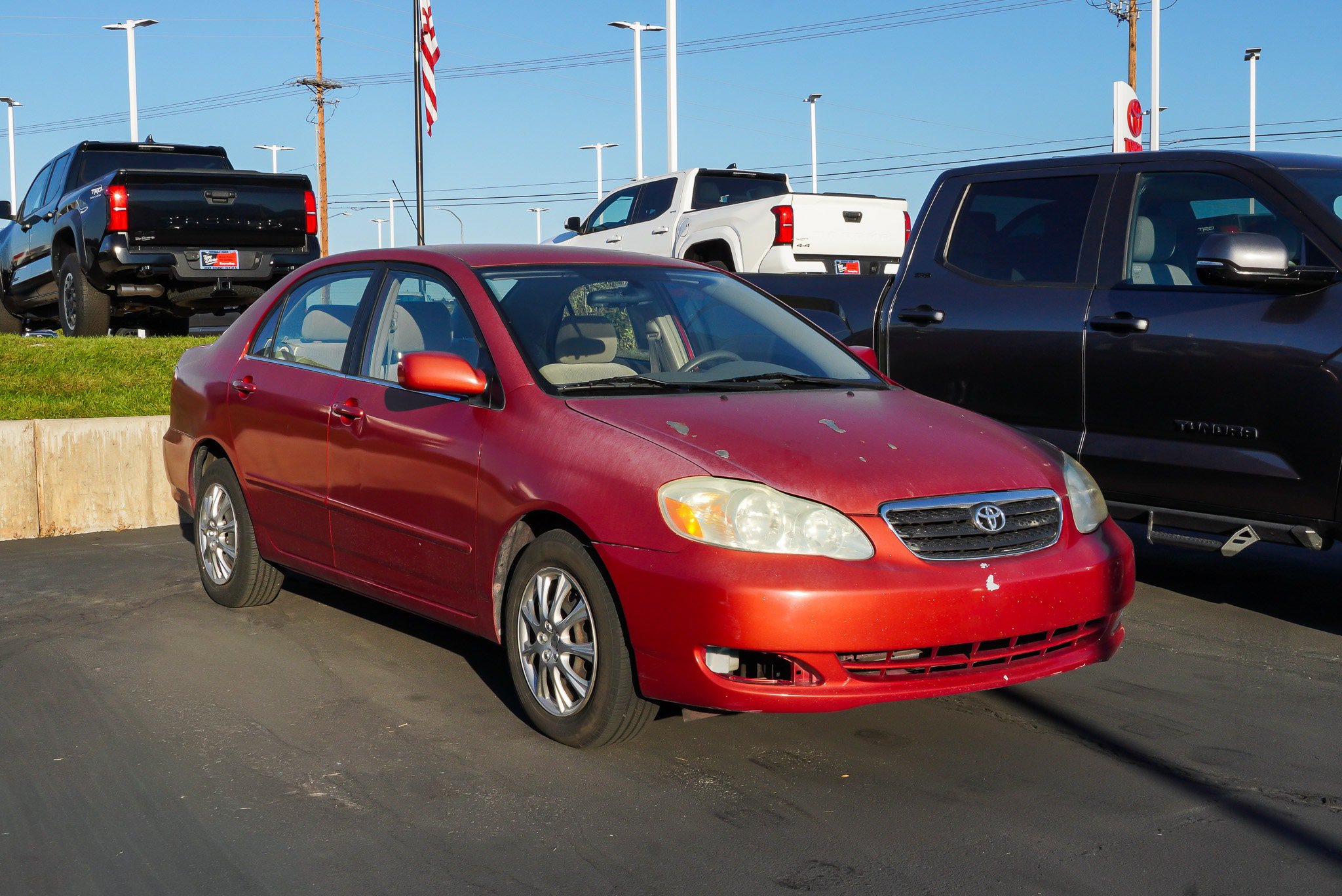 Used 2005 Toyota Corolla LE w/ Audio Value Pkg FWD image 2