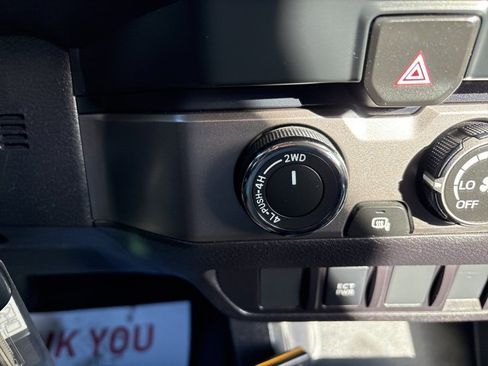 Used 2023 Toyota Tacoma SR image 34