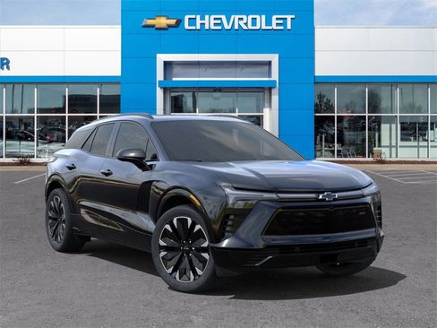 New 2025 Chevrolet Blazer EV RS image 7