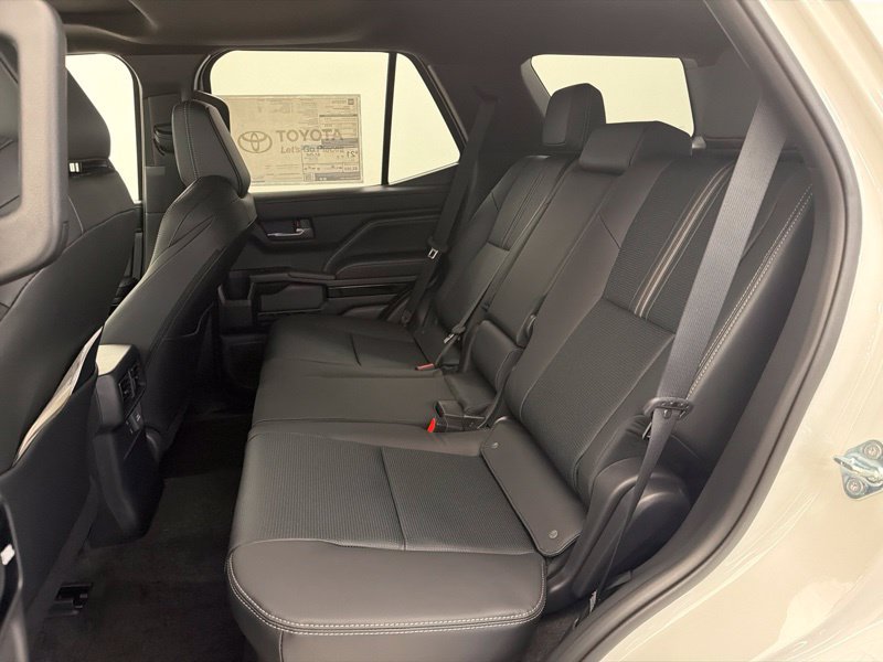 New 2026 Toyota 4Runner Limited AWD/4WD image 16