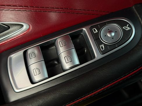 Used 2015 Mercedes-Benz S 550 4MATIC Coupe image 20