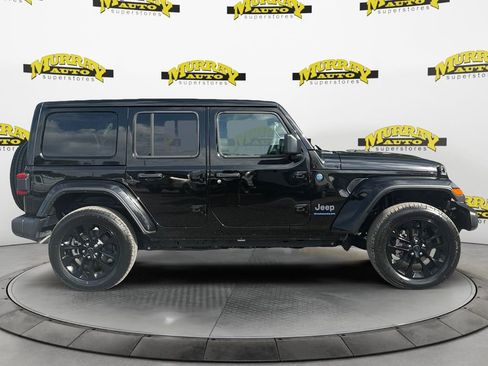 Certified 2025 Jeep Wrangler Unlimited Sahara w/ Safety Group AWD/4WD image 6