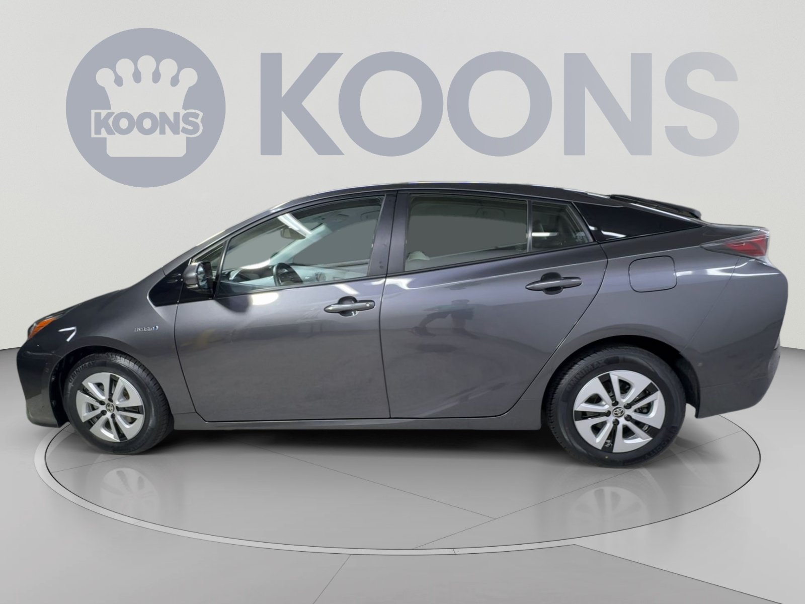 Used 2017 Toyota Prius Four FWD image 7
