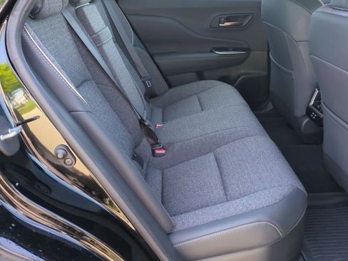 Used 2024 Toyota Crown AWD/4WD image 19