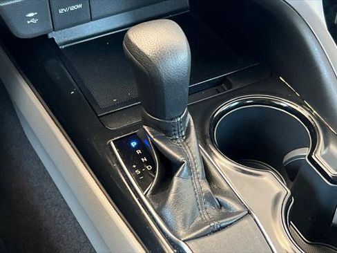 Certified 2018 Toyota Camry LE FWD image 21