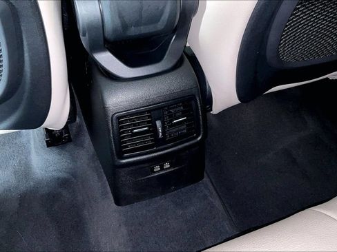 Used 2022 BMW X2 sDrive28i w/ Premium Package FWD image 31