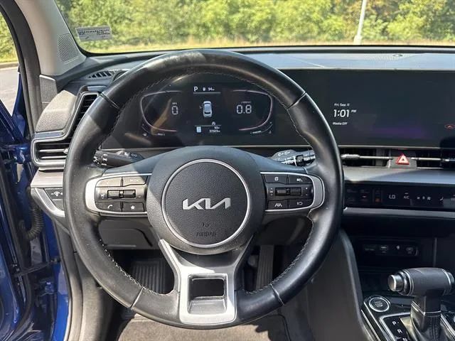 Certified 2023 Kia Sportage EX FWD image 10