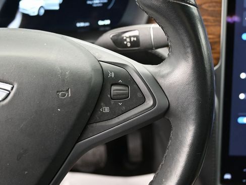 Used 2018 Tesla Model X 100D image 19