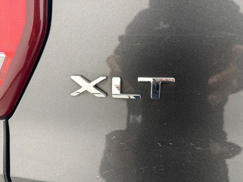 Used 2019 Ford Explorer XLT w/ Class III Trailer Tow Package image 3