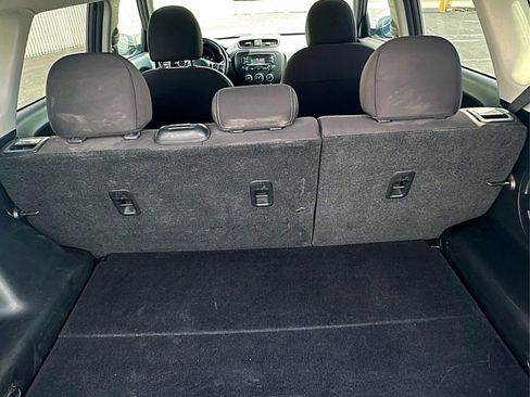 Used 2015 Kia Soul FWD image 11