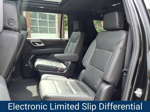 Certified 2024 Chevrolet Suburban Z71 w/ Off-Road Capability Package AWD/4WD image 26