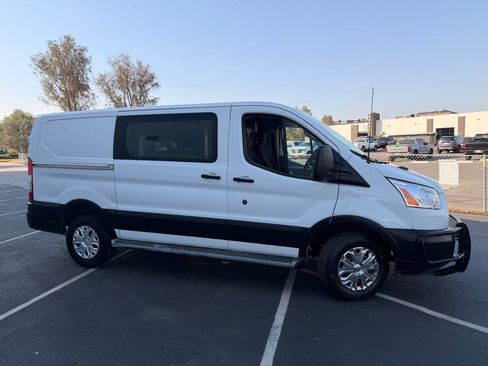 Used 2019 Ford Transit 250 130 Low Roof w/ Exterior Upgrade Package RWD image 6