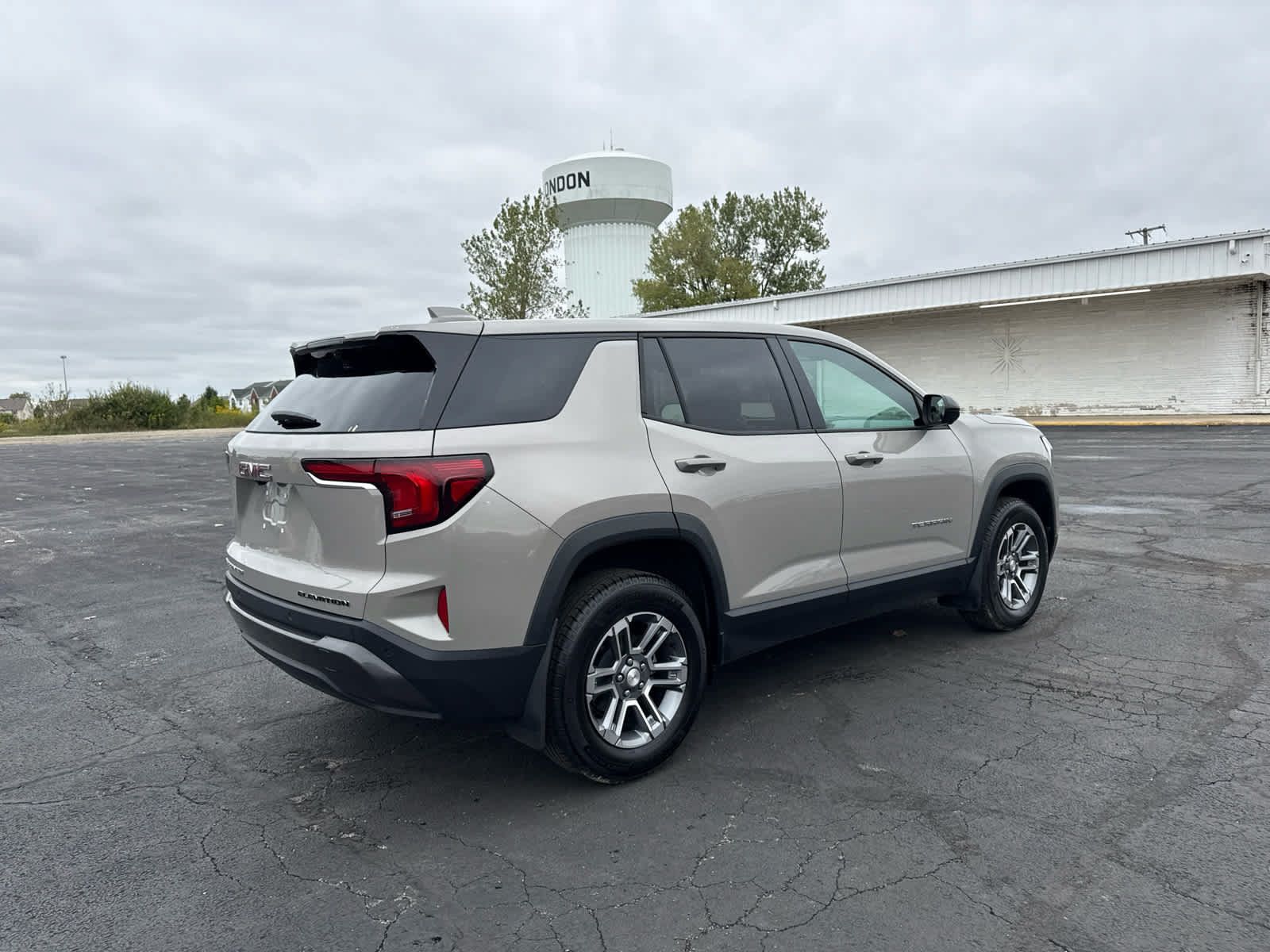 Certified 2026 GMC Terrain Elevation w/ Technology Package II AWD/4WD image 5