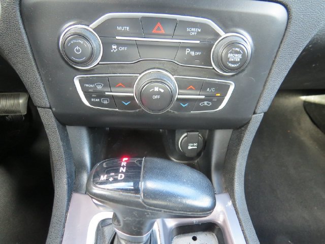 Used 2023 Dodge Charger SXT RWD image 21