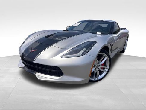 Used 2018 Chevrolet Corvette Stingray Coupe w/ Carbon Flash Badge Package RWD image 9