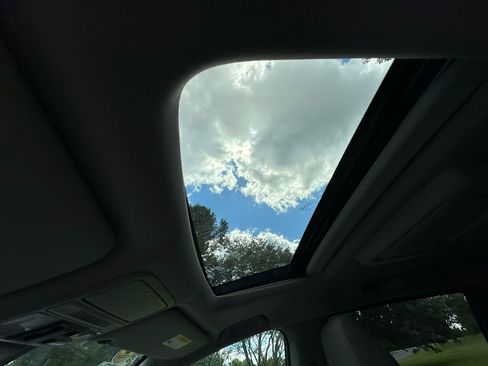 Used 2019 Honda Odyssey EX-L image 37