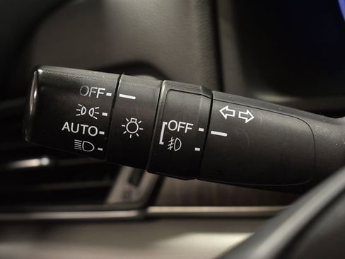 Used 2018 Honda Accord EX-L image 16