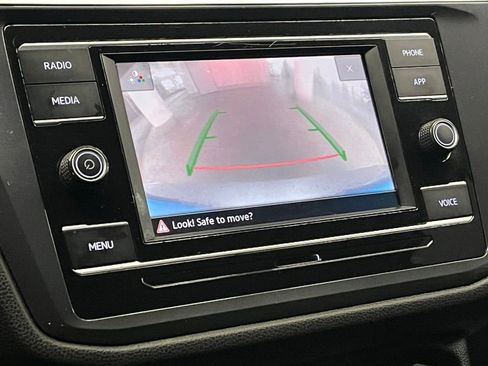 Certified 2022 Volkswagen Tiguan S image 27