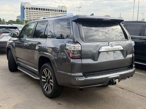 Used 2016 Toyota 4Runner Limited image 9