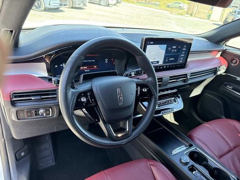 Certified 2023 Lincoln Corsair Reserve w/ Equipment Group 202A image 33