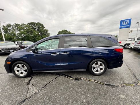 Used 2019 Honda Odyssey EX image 2