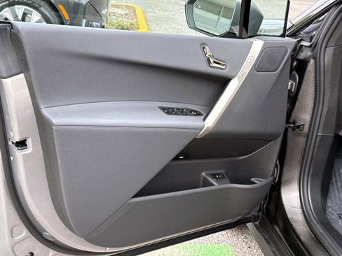 Certified 2024 BMW iX xDrive50 w/ Luxury Package image 17