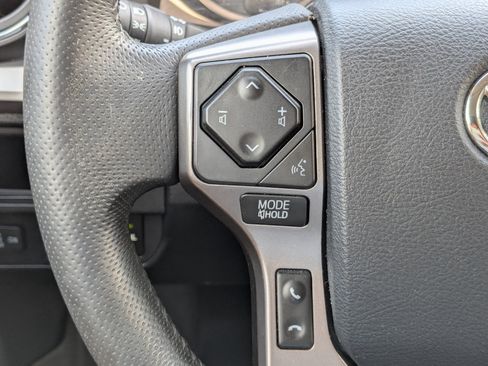 Used 2018 Toyota Tacoma SR5 RWD image 24