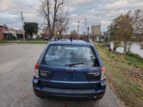 Used 2013 Subaru Forester 2.5X AWD/4WD image 4