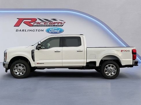 New 2026 Ford F250 Lariat w/ Lariat Ultimate Package image 2