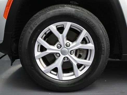 Used 2021 Jeep Grand Cherokee L Limited image 10