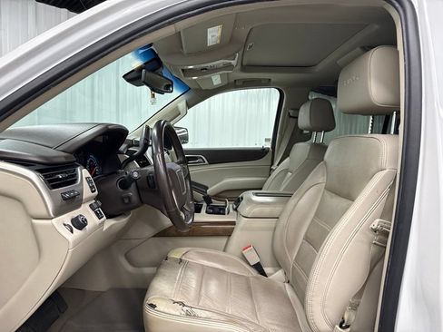 Used 2019 GMC Yukon Denali w/ Denali Ultimate Package RWD image 7