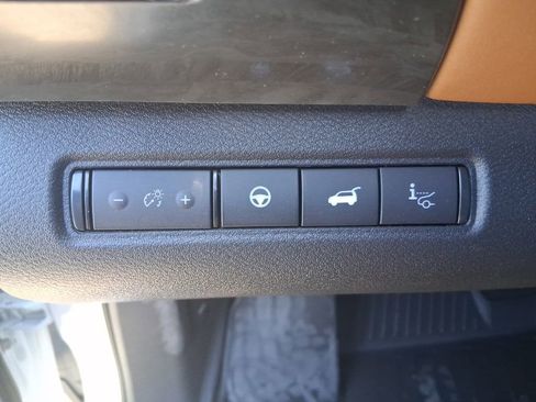New 2026 Nissan Pathfinder Platinum AWD/4WD image 29