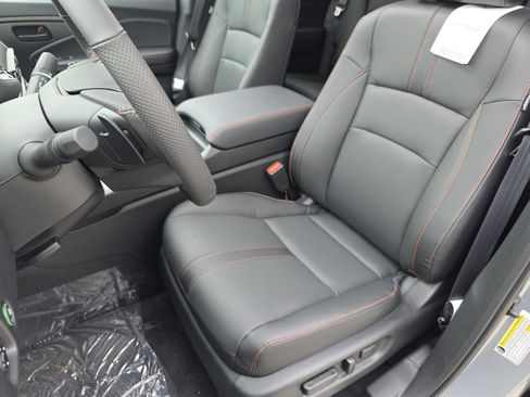 Used 2025 Honda Ridgeline TrailSport image 22