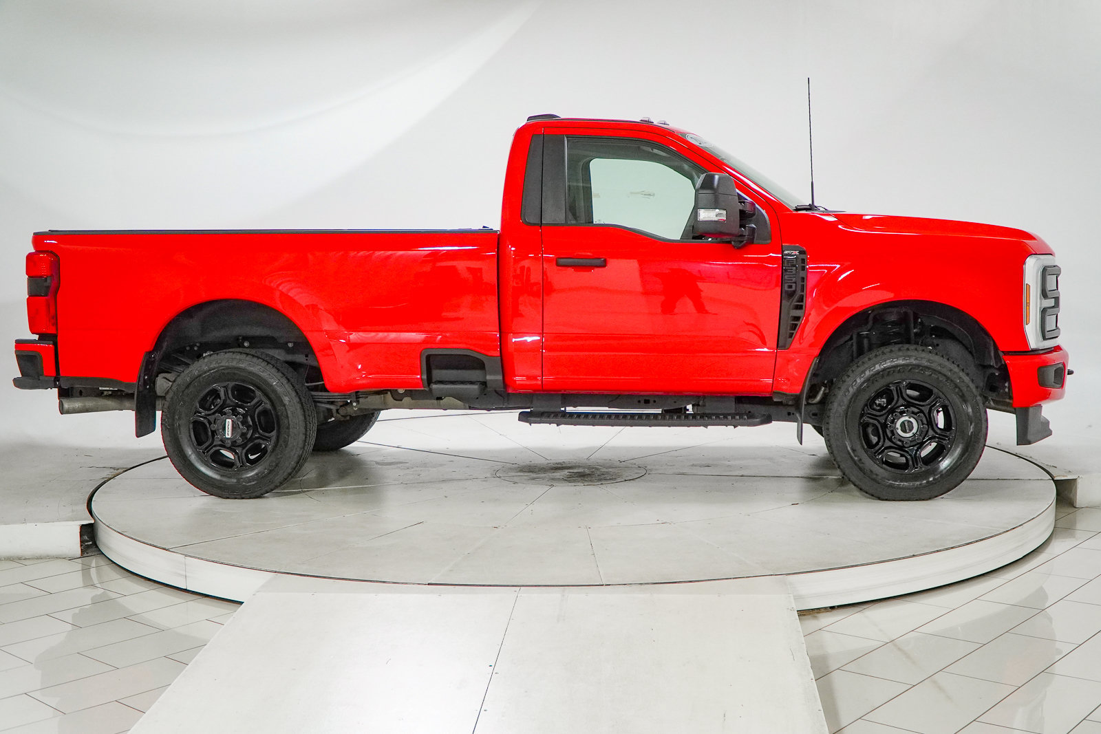 Used 2025 Ford F350 XL w/ STX Appearance Package AWD/4WD image 13