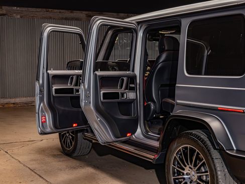Used 2022 Mercedes-Benz G 550 image 23