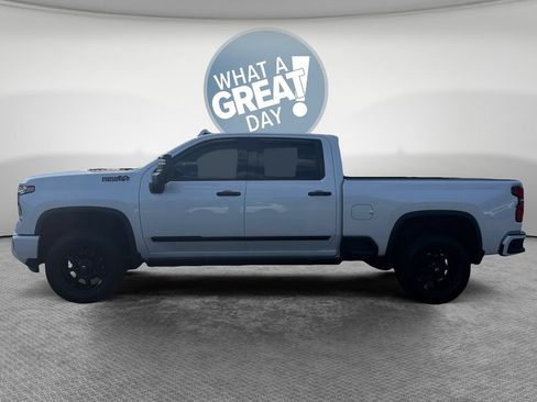 Certified 2025 Chevrolet Silverado 2500 High Country w/ Technology Package AWD/4WD image 7