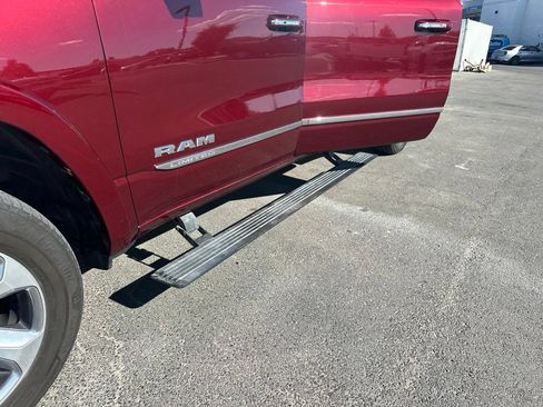 Used 2021 RAM 1500 Limited AWD/4WD image 9