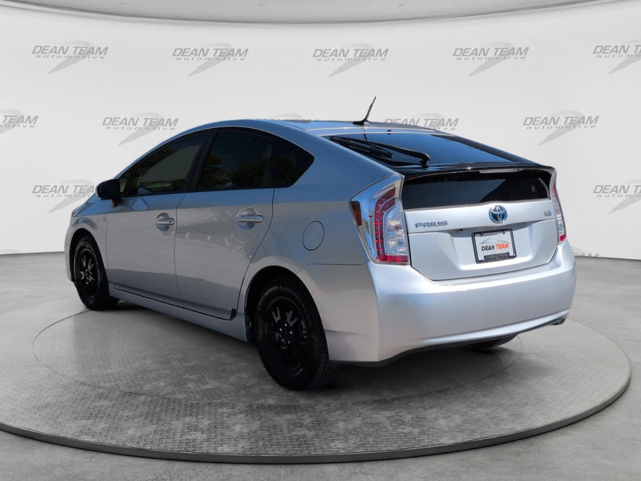 Used 2014 Toyota Prius Three FWD image 5