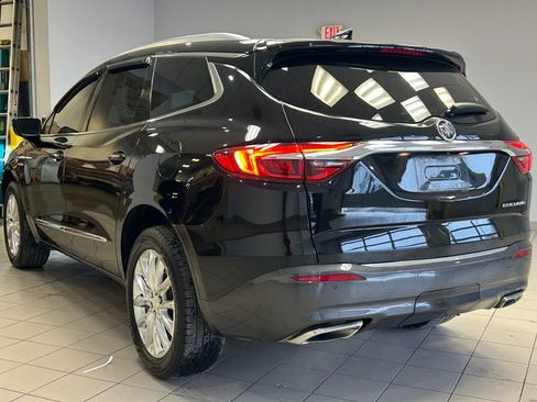 Used 2019 Buick Enclave Essence image 5