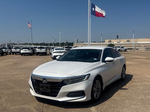 Used 2019 Honda Accord LX image 7