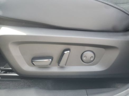 New 2026 Mitsubishi Outlander LE FWD image 13
