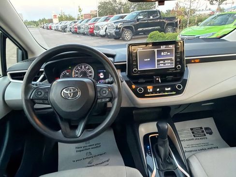 Used 2021 Toyota Corolla LE w/ LE Premium Package FWD image 22