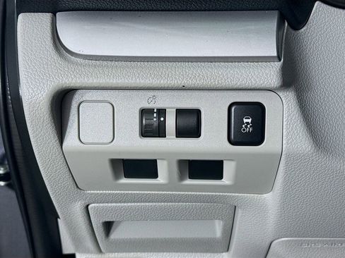 Used 2015 Subaru Forester 2.5i Premium w/ All-Weather Package image 10